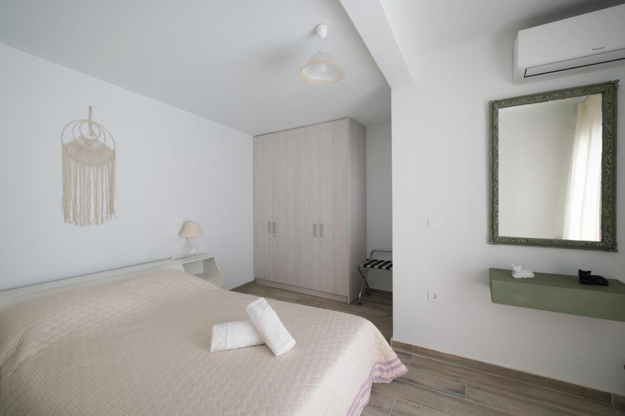 Piraiki Coastal Accommodation Piraeus Ngoại thất bức ảnh