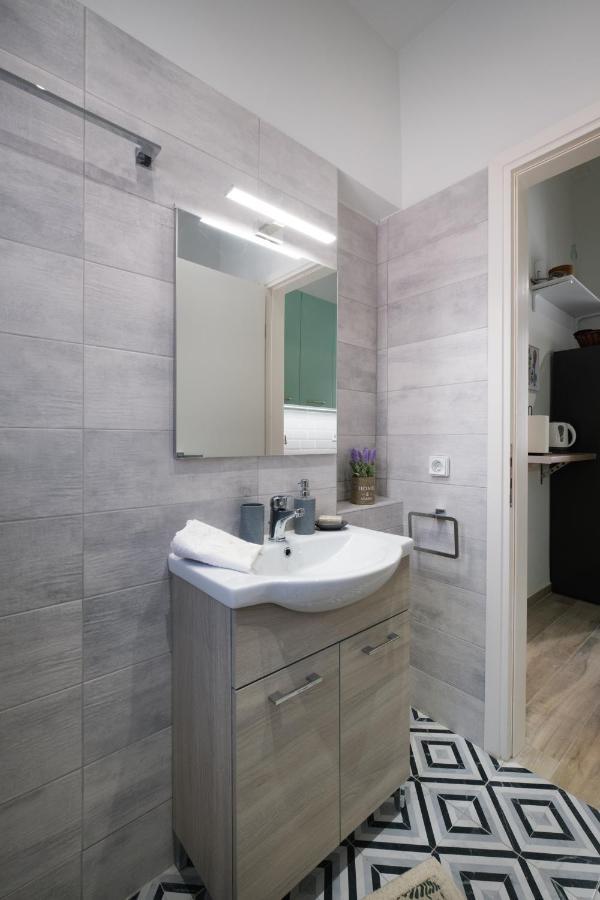 Piraiki Coastal Accommodation Piraeus Ngoại thất bức ảnh