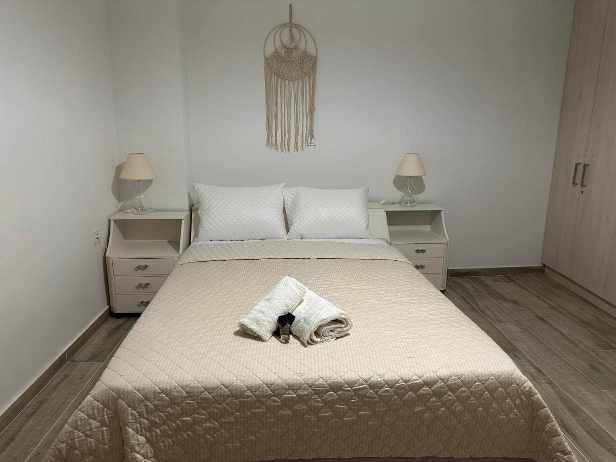 Piraiki Coastal Accommodation Piraeus Ngoại thất bức ảnh