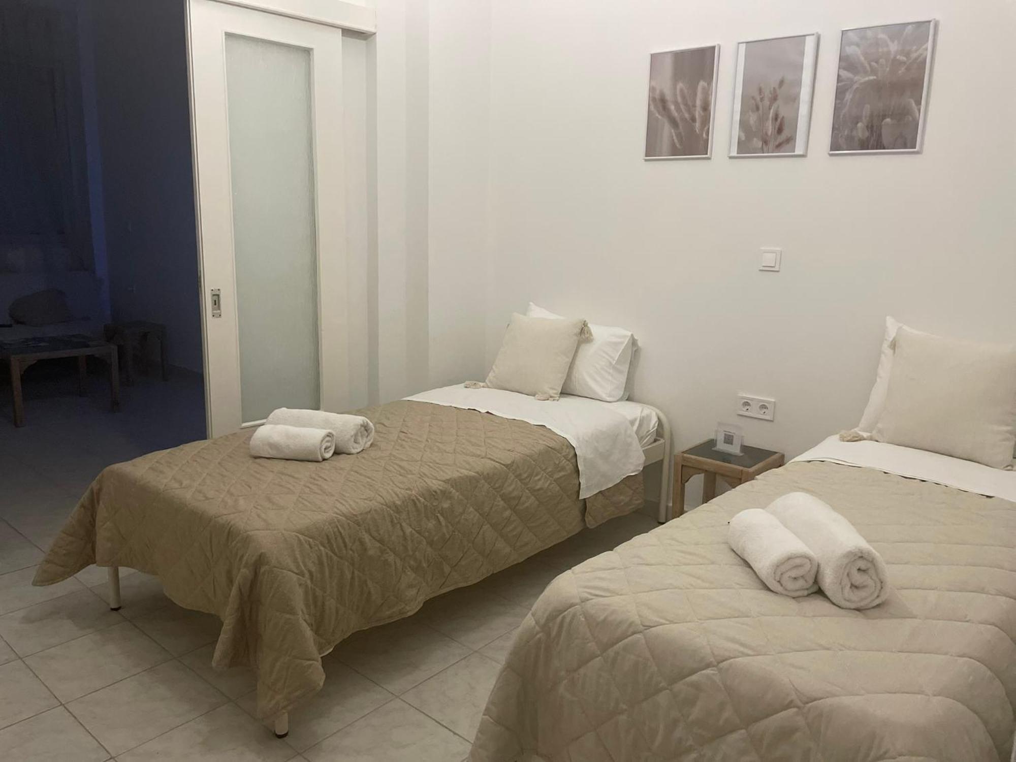 Piraiki Coastal Accommodation Piraeus Ngoại thất bức ảnh