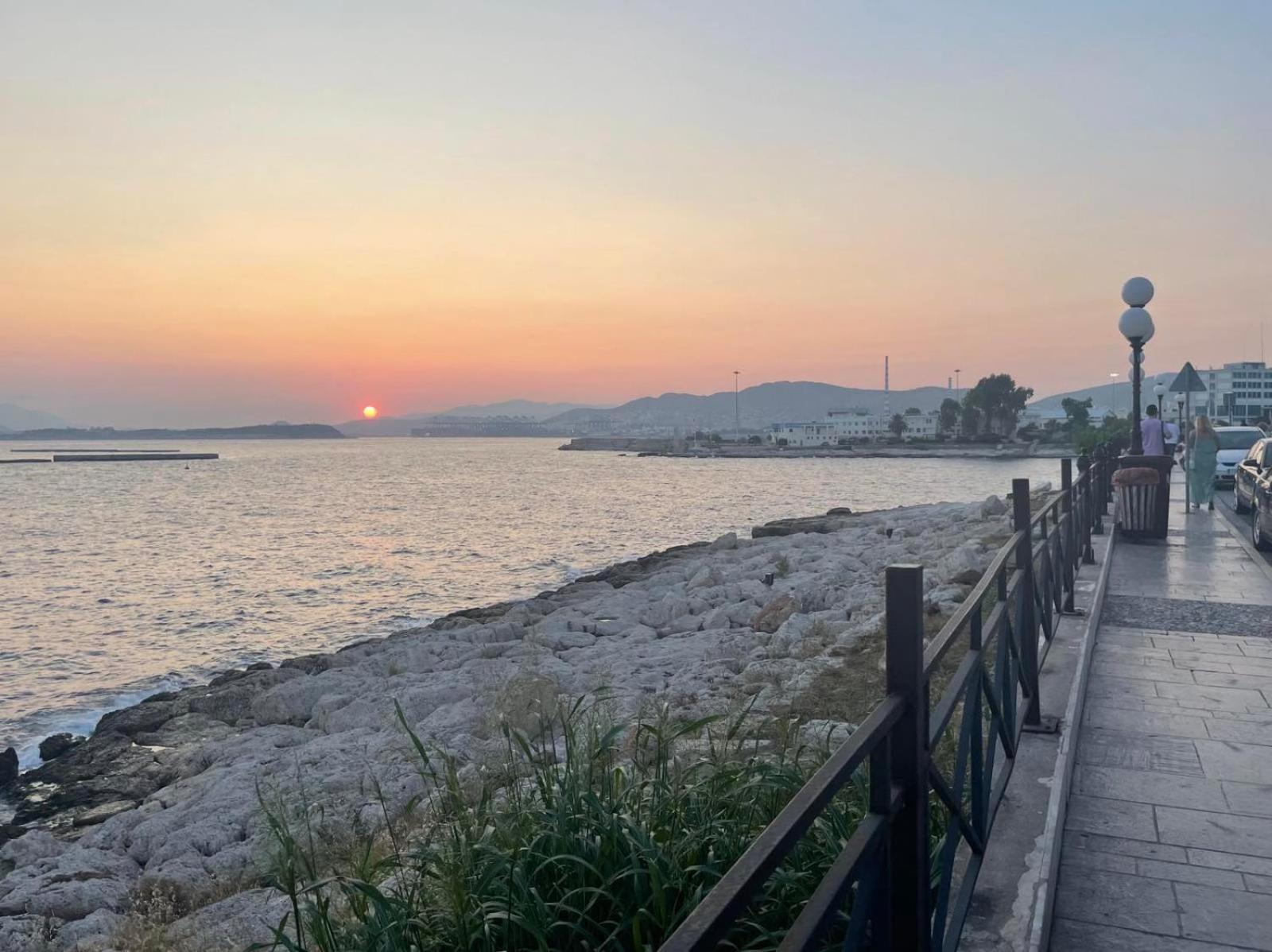 Piraiki Coastal Accommodation Piraeus Ngoại thất bức ảnh