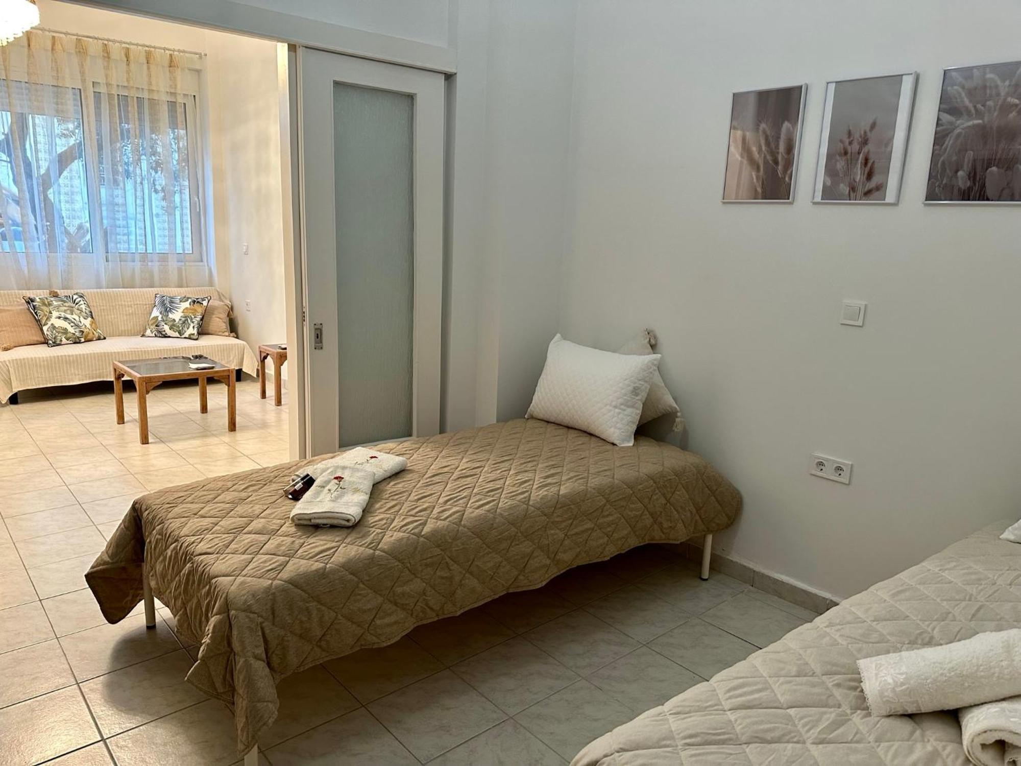 Piraiki Coastal Accommodation Piraeus Ngoại thất bức ảnh